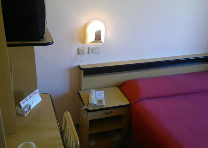 فندق Hotel Centrale