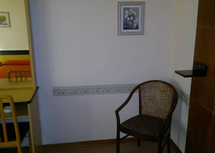 Hotel Centrale فندق 3*