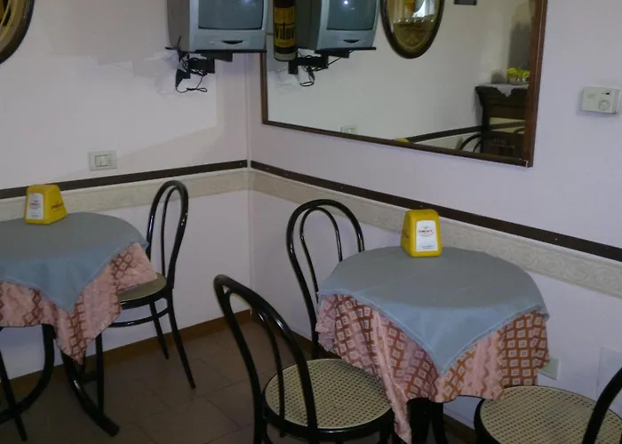 فندق Hotel Centrale Argenta