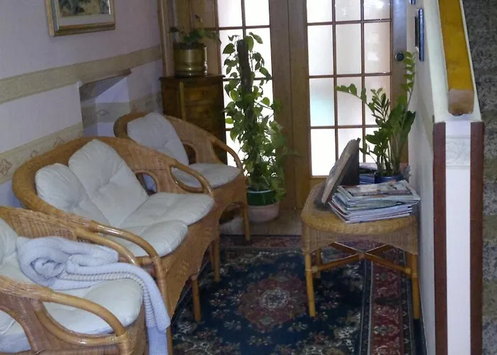 Hotel Centrale فندق Argenta